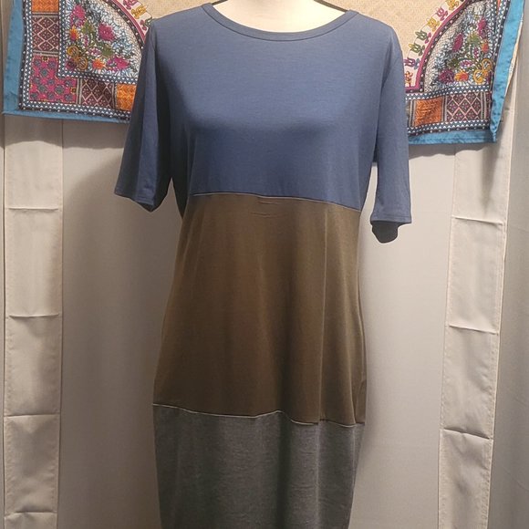 Lula Roe, size L, blue, green and grey. - Picture 2 of 3